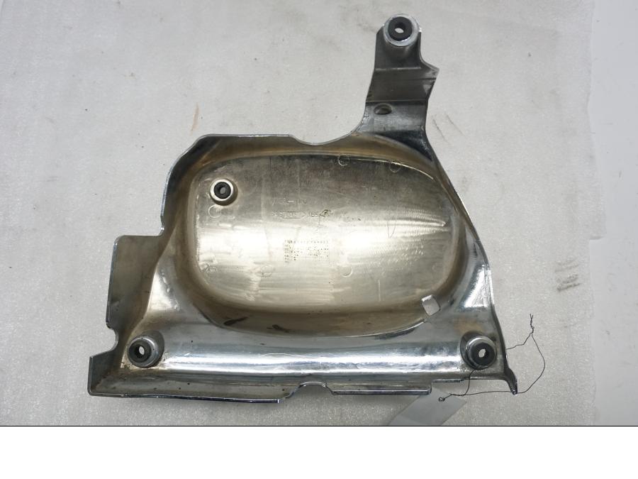 Snett uppifrån på Sidopanel från en Suzuki VL 800 -2004 motorcykel.