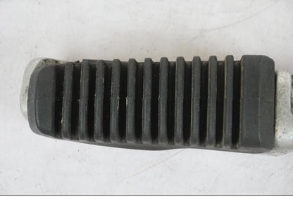 Baksidan på Fotpinne från en Suzuki GSX 550 EF -1985 motorcykel.