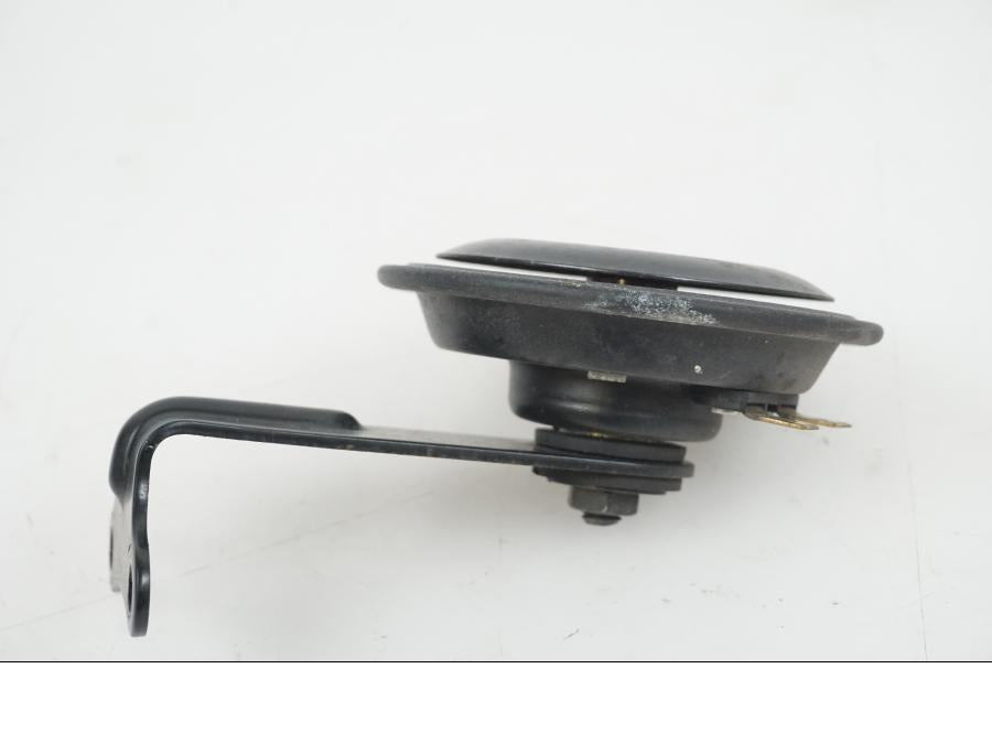 Vänster sida på Signalhorn / Tuta från en Suzuki GSX-R 750 -2009 motorcykel.