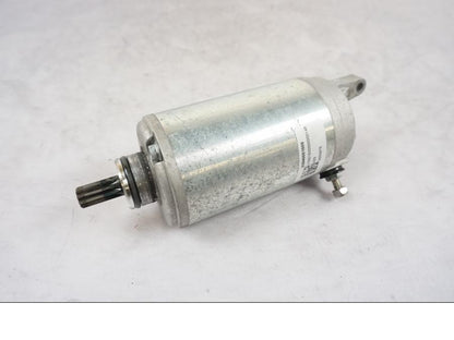 Framsidan på Startmotor från en KTM 790 Duke -2018 motorcykel.