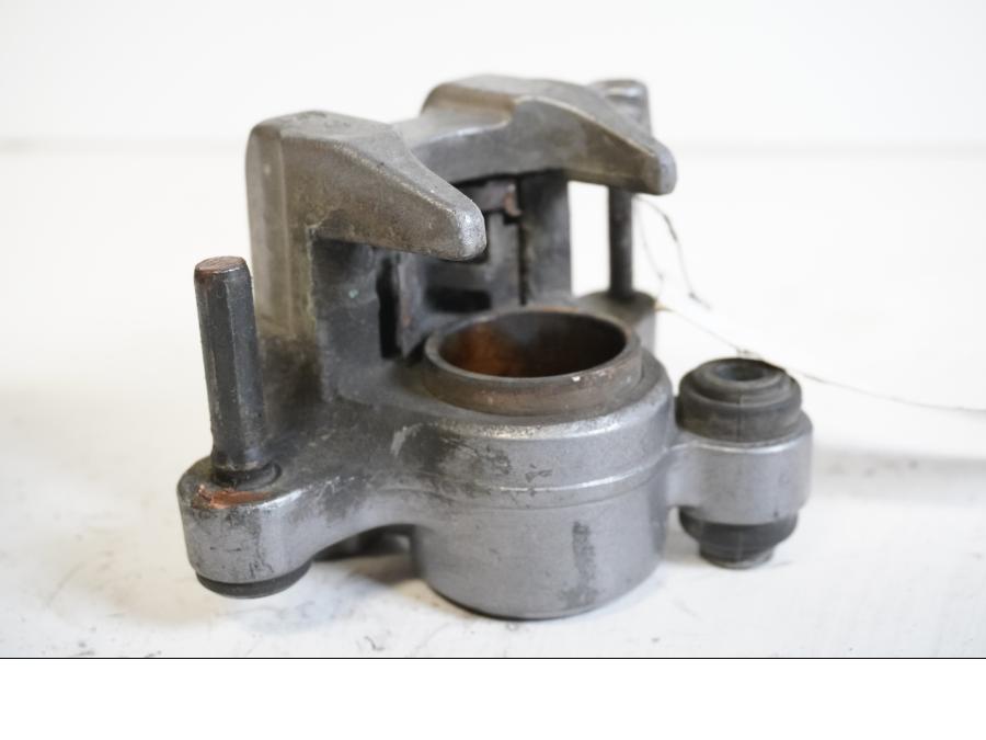 Höger sida på Bromsok från en Honda XL 650 V -2000 motorcykel.