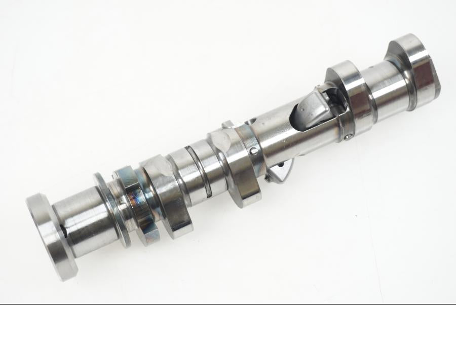 Framsidan på Kamaxel från en BMW F 850 GS -2019 motorcykel.