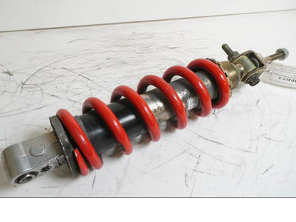 Framsidan på Stötdämpare från en Honda CBR 1100 XX -1998 motorcykel.