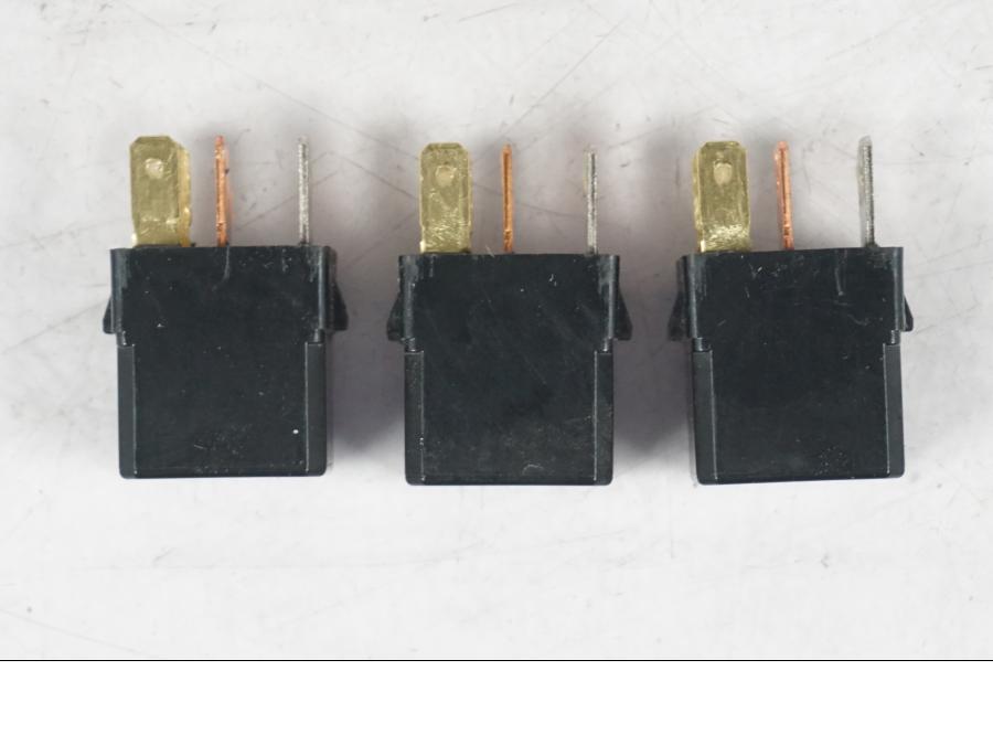 Baksidan på Relä från en KTM 690 Duke -2015 motorcykel.