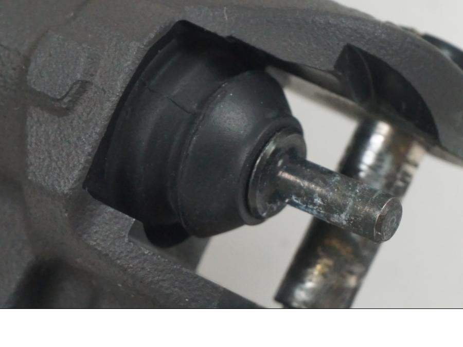 Höger sida på Bromshuvudcylinder från en Suzuki GSX-R 1000 -2007 motorcykel.