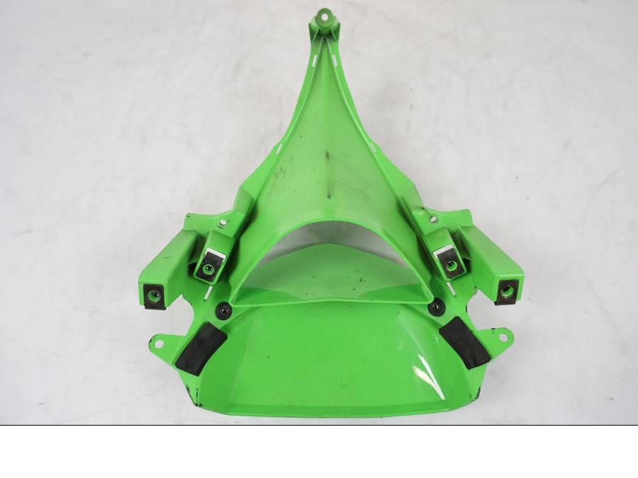 Snett uppifrån på Toppkåpa från en Kawasaki ZX-6R -2011 motorcykel.