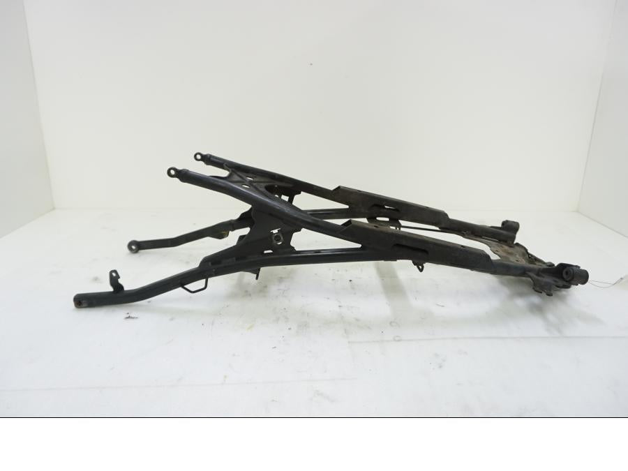 Höger sida på Bakram från en Aprilia SL 750 Shiver -2008 motorcykel.