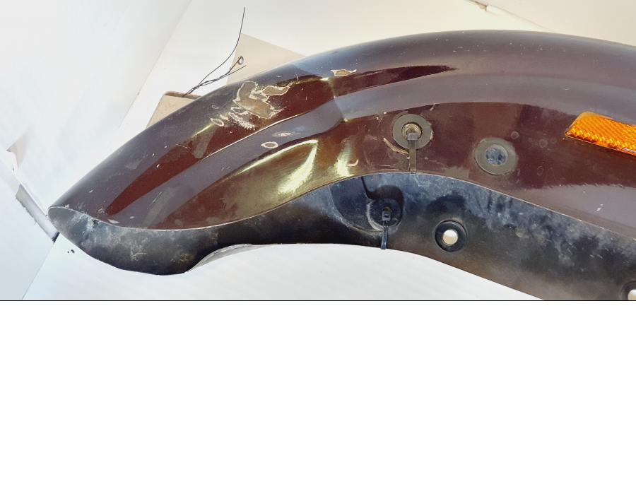 Snett nerifrån på Bakskärm från en H-D Sportster 1200 XL1200C -1998 motorcykel.