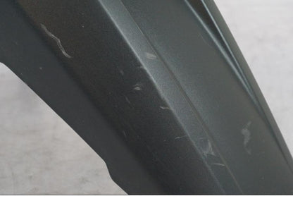 Baksidan på Framskärm från en Triumph Tiger Explorer -2013 motorcykel.