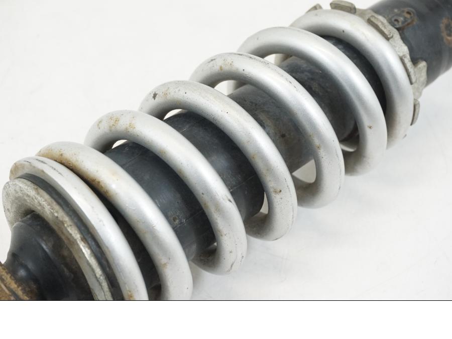 Extrabild1 på Stötdämpare från en Yamaha XSR 700 -2016 motorcykel.