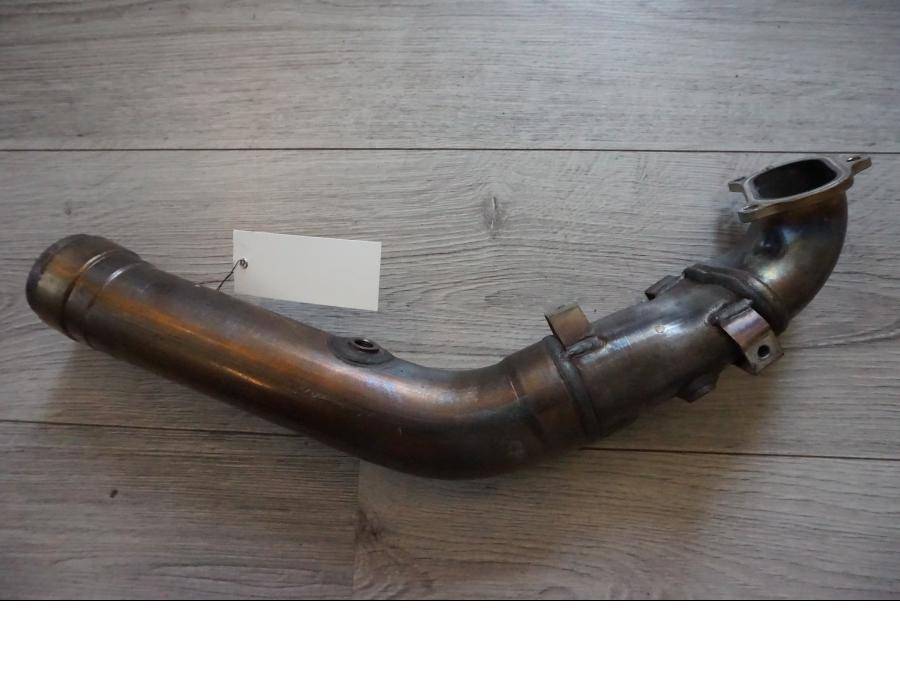 Vänster sida på Grenrör från en Ducati 1199 Panigale -2012 motorcykel.