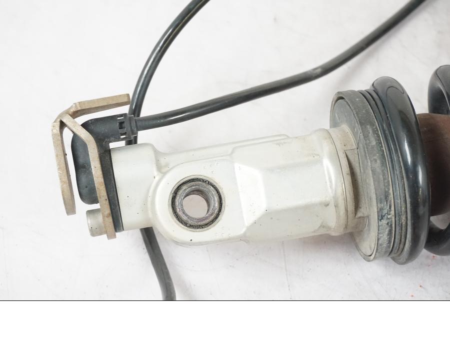 Baksidan på Stötdämpare ESA från en BMW R 1200 GSA -2012 motorcykel.