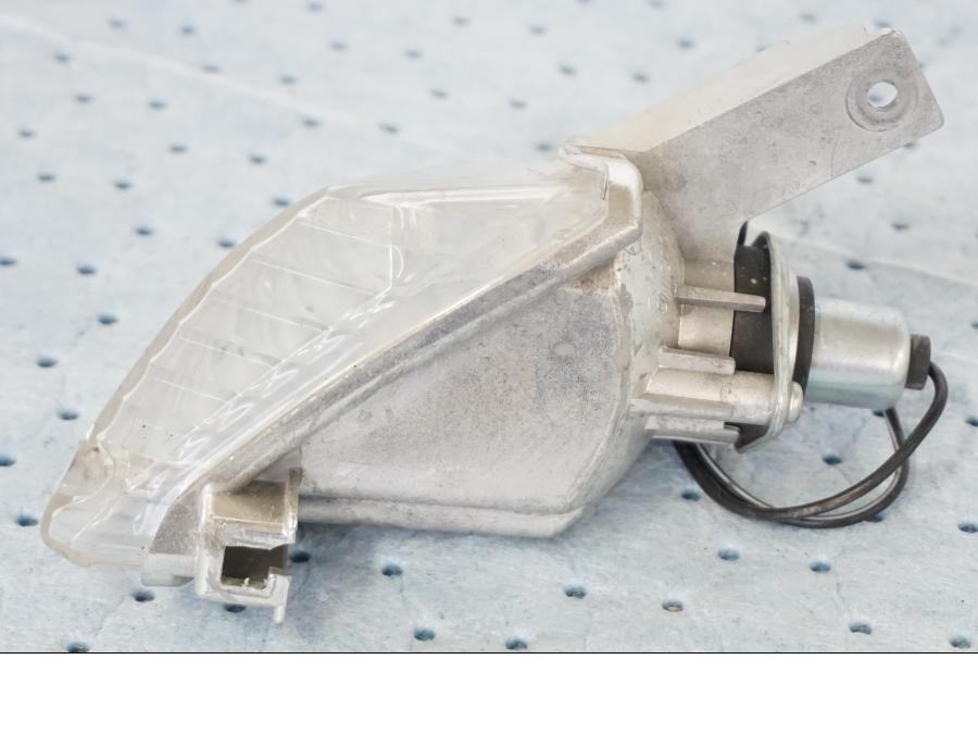 Höger sida på Blinkers från en Suzuki GSX-R 1000 -2008 motorcykel.