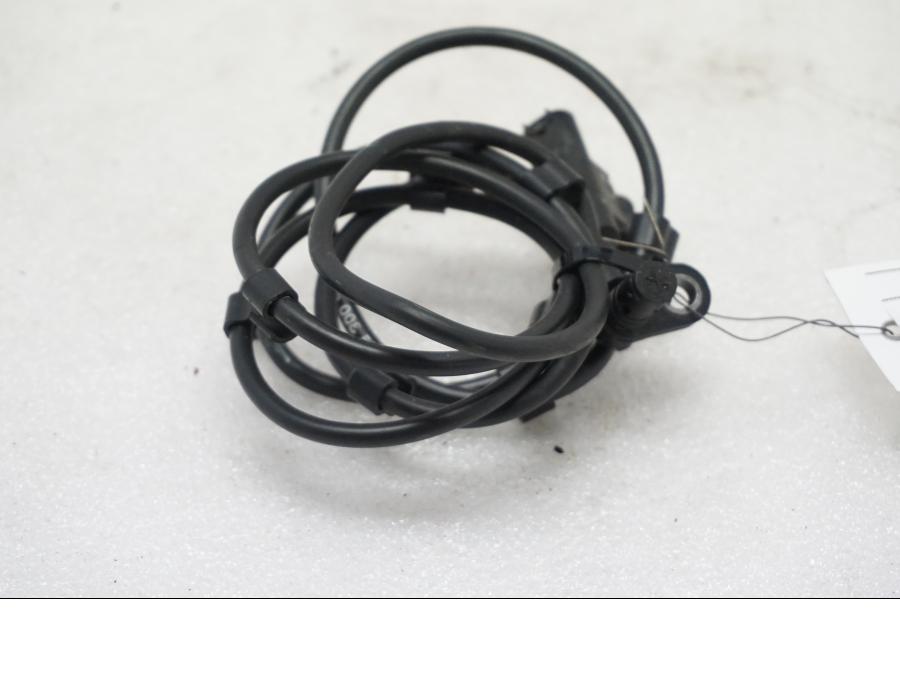 Framsidan på ABS givare från en Ducati Monster 1200 -2015 motorcykel.