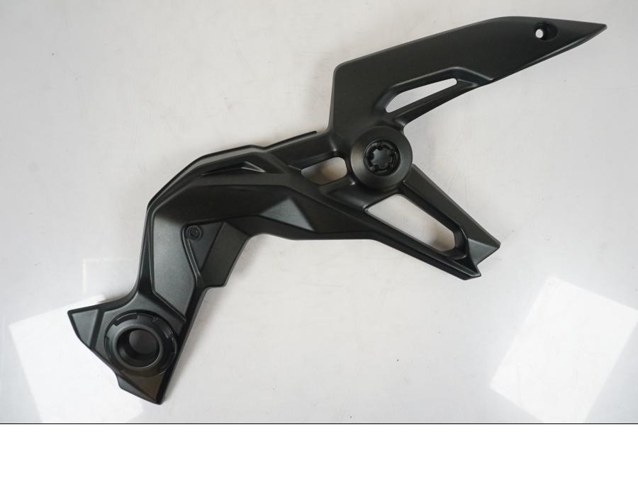 Framsidan på Ramskydd från en Kawasaki Z 900 -2021 motorcykel.