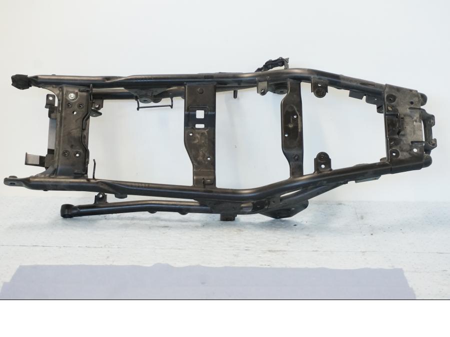 Framsidan på Bakram från en Suzuki GSX 1300 BK -2008 motorcykel.