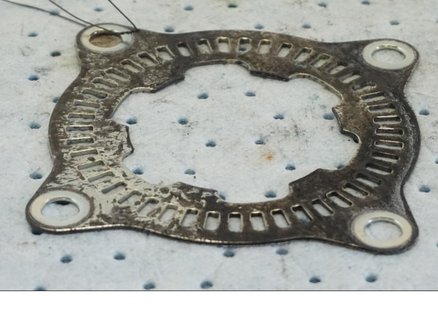 Framsidan på ABS krans från en Kawasaki Z 900 -2019 motorcykel.