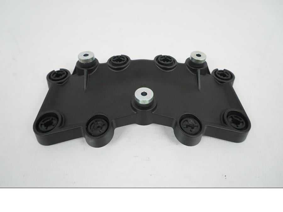 Framsidan på Instrumentfäste från en Yamaha Tenere 700 -2020 motorcykel.