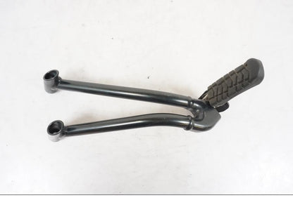 Framsidan på Fotpinne från en KTM 790 Duke -2018 motorcykel.