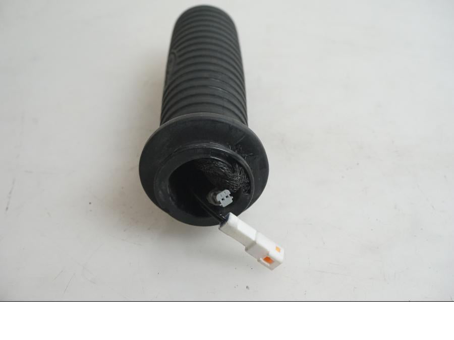 Baksidan på Värmehandtag från en Indian Chieftain Dark Horse -2019 motorcykel.