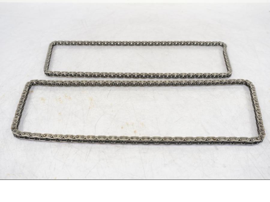 Baksidan på Kamkedja från en BMW R NineT -2017 motorcykel.