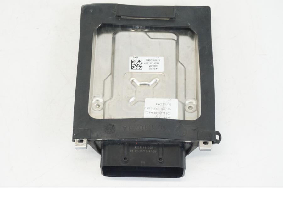 Extrabild2 på CDI / ECU från en Ducati Streetfighter V4 -2020 motorcykel.