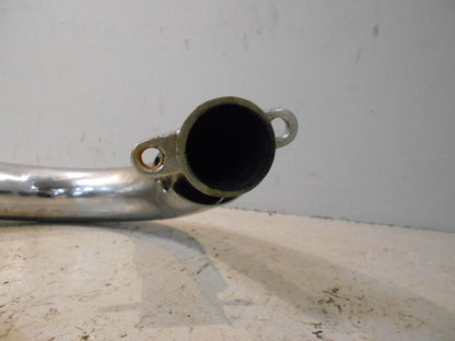 Snett uppifrån på Grenrör från en Triumph Speedmaster -2010 motorcykel.