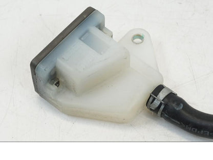 Snett nerifrån på Bromshuvudcylinder från en Suzuki GSX 1300 R -2017 motorcykel.