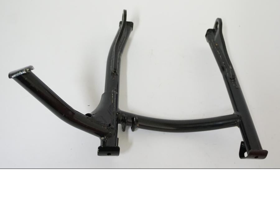 Höger sida på Centralstöd från en Honda VFR 800 -2001 motorcykel.