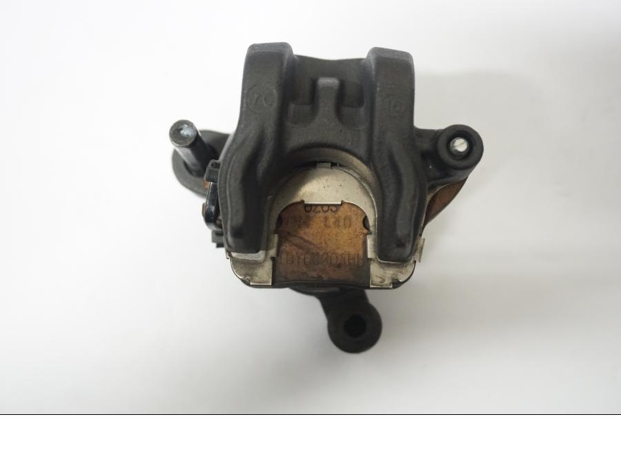 Höger sida på Bromsok från en Honda CBR 1000 RR -2007 motorcykel.