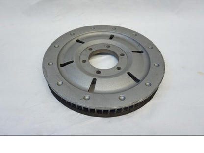 Framsidan på Remhjul från en Kawasaki VN 900 -2006 motorcykel.