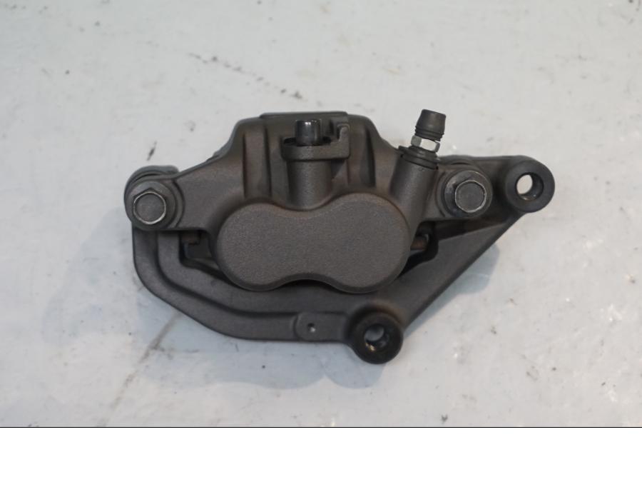 Framsidan på Bromsok från en Yamaha XJ 6 -2011 motorcykel.