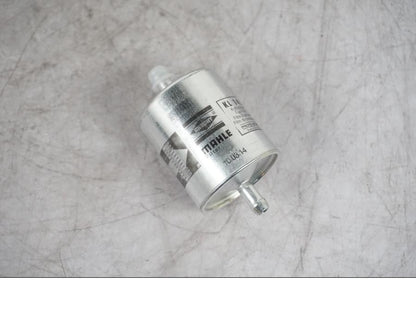 Höger sida på Bensinfilter från en BMW R 1150 GS/A -2002 motorcykel.