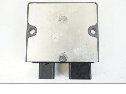 Vänster sida på Likriktare från en Honda CB 600 F -2008 motorcykel.