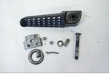 Framsidan på Fotpinne från en Kawasaki Z 800 -2013 motorcykel.