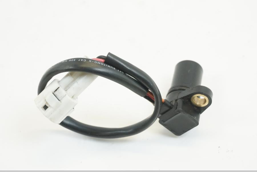 Baksidan på Hastighetsgivare från en Yamaha YZF R6 -1999 motorcykel.