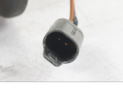 Baksidan på Värmehandtag från en BMW R 1200 GSA -2012 motorcykel.