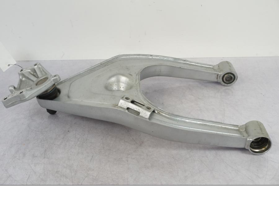 Snett uppifrån på Länkarm från en BMW R 1100 GS -1998 motorcykel.