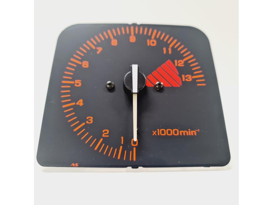 Snett uppifrån på Varvräknare från en Honda VFR 750 -1988 motorcykel.