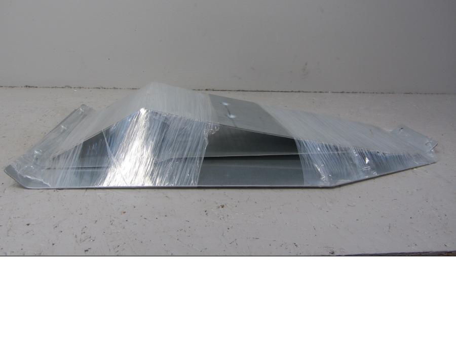 Höger sida på Hasplåt från en Yamaha YFM 450 -2017 ATV.