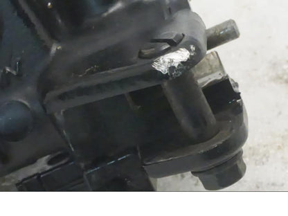 Höger sida på Kopplingshuvudcylinder från en Triumph Legend TT -2000 motorcykel.