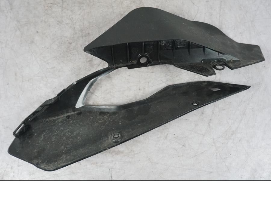 Extrabild6 på Kedjeskydd från en Ducati Multistrada V4 -2024 motorcykel.