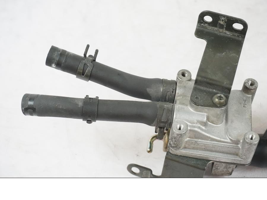 Extrabild2 på Second Air från en Yamaha XVS 1100 -2000 motorcykel.