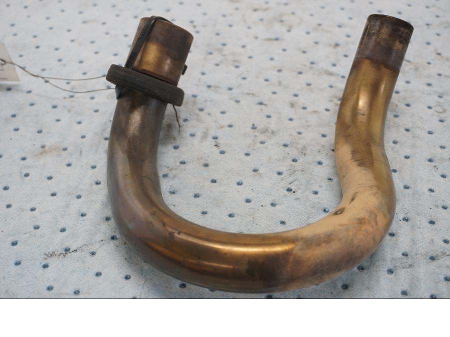 Baksidan på Grenrör från en BMW F 650 ST -1999 motorcykel.