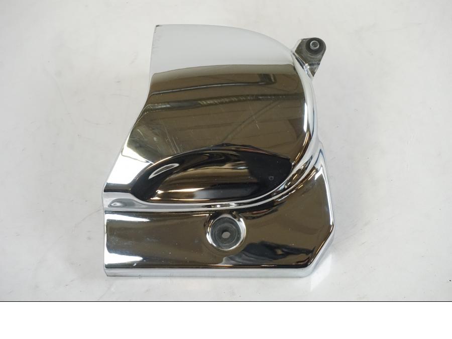 Framsidan på Motorkåpa från en Suzuki VZR 1800 -2009 motorcykel.