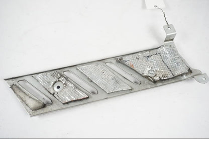 Snett uppifrån på Ramskydd från en BMW F 650 CS -2002 motorcykel.