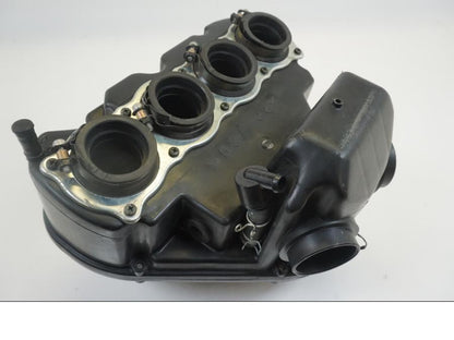 Extrabild1 på Luftburk från en Yamaha YZF R6 -2006 motorcykel.