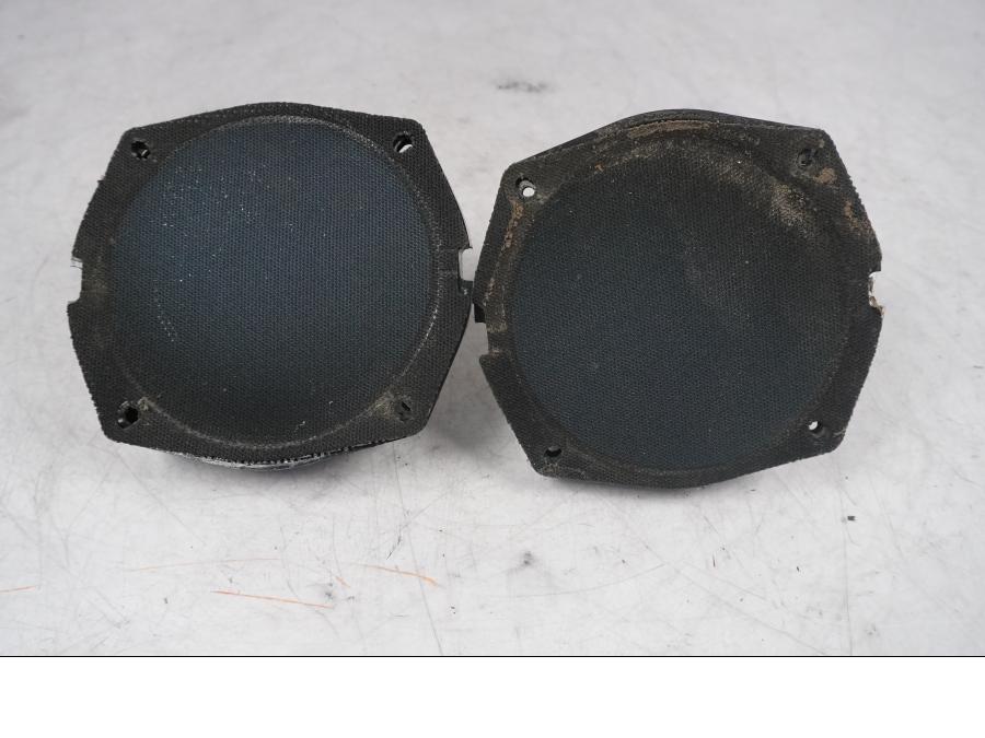 Framsidan på Högtalare från en H-D Touring Street Glide FLHX -2009 motorcykel.