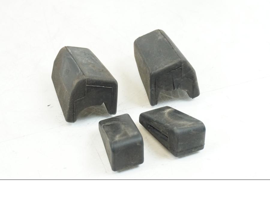 Baksidan på Bakram från en BMW F 650 CS -2003 motorcykel.