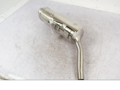 Höger sida på Ljuddämpare från en Triumph Street Triple R -2009 motorcykel.